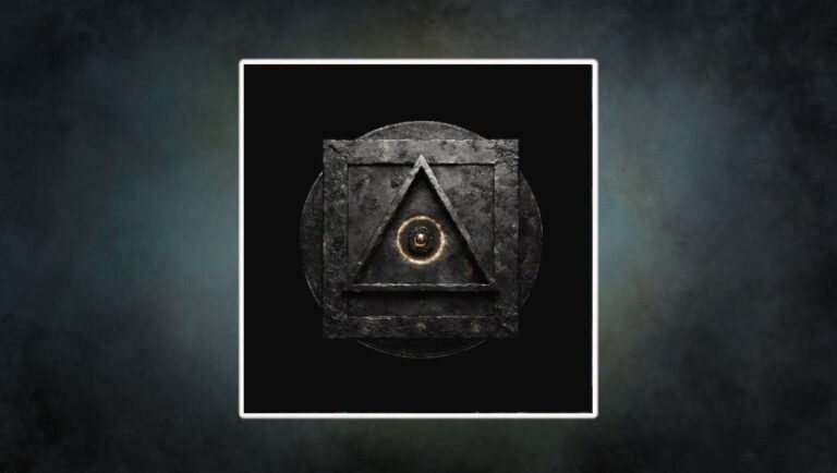 Merciful Nuns Finistère Albumcover mit schwarzem metallischen Relief aus Kreis Quadrat und Dreieck, leuchtende Kugel im Zentrum auf tiefschwarzem Hintergrund