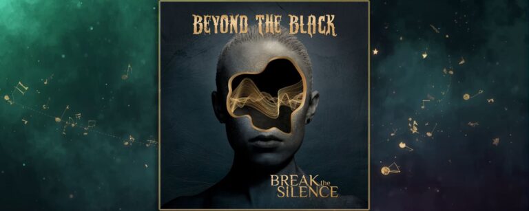 Albumcover Beyond The Black – Break The Silence: dunkle, blaugraue Büste eines Menschen vor strukturiertem Hintergrund, in deren Gesicht eine unregelmäßige, goldgerahmte Öffnung klafft, gefüllt mit abstrakten goldenen Klangwellen vor schwarzem Grund, oben das Bandlogo in goldener, leicht zerfressener Schrift, unten rechts der Albumtitel in goldener Serifenschrift.