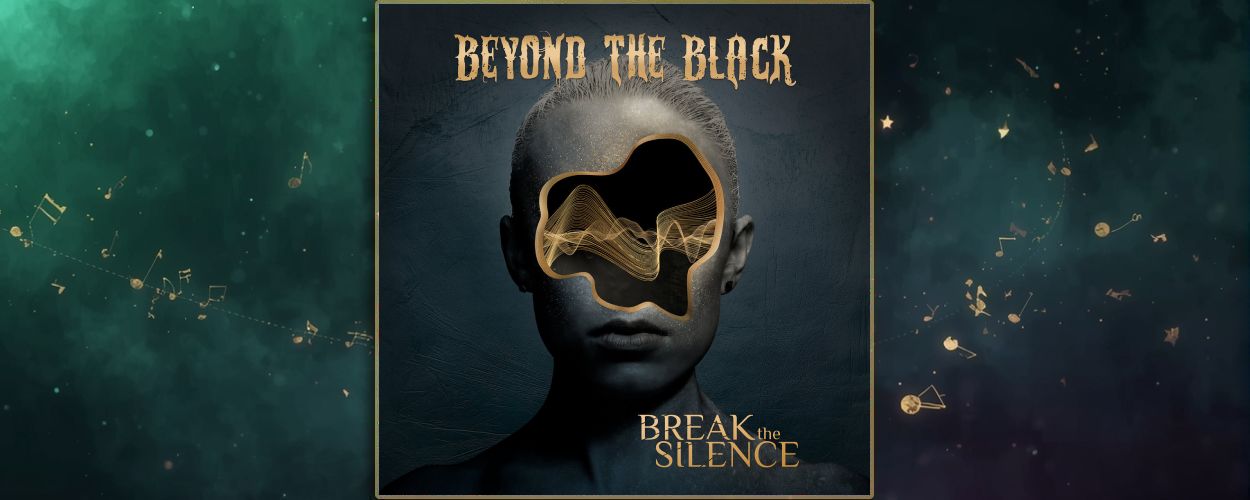 Albumcover Beyond The Black – Break The Silence: dunkle, blaugraue Büste eines Menschen vor strukturiertem Hintergrund, in deren Gesicht eine unregelmäßige, goldgerahmte Öffnung klafft, gefüllt mit abstrakten goldenen Klangwellen vor schwarzem Grund, oben das Bandlogo in goldener, leicht zerfressener Schrift, unten rechts der Albumtitel in goldener Serifenschrift.