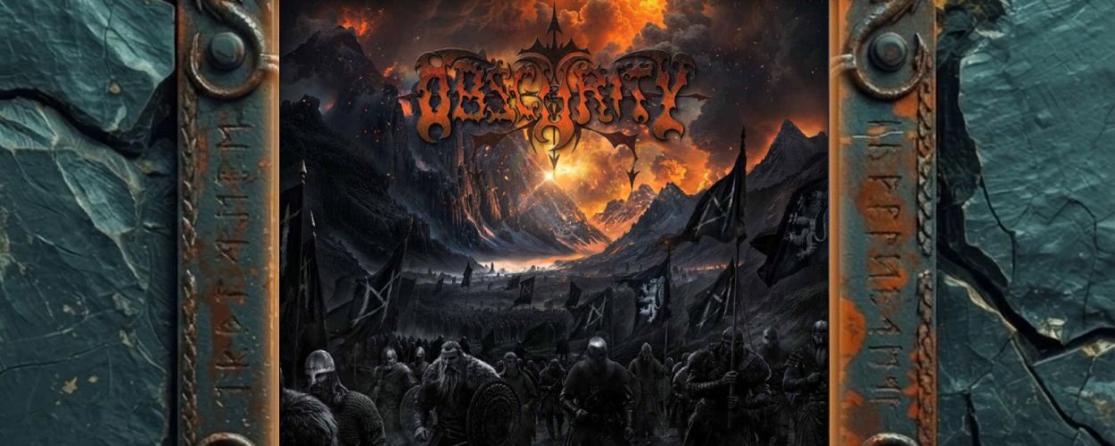 Albumcover Obscurity – Ascheregen: grauschwarze Wikingerarmee marschiert durch ein Bergtal, darüber ein feuerroter, apokalyptischer Himmel mit Obscurity-Logo, unten der Titel Ascheregen.