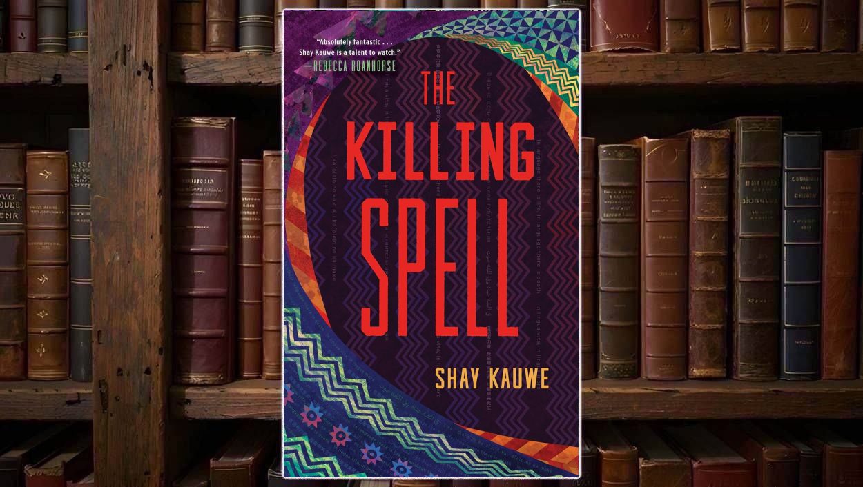 Blau-violettes Cover von The Killing Spell mit großer türkisfarbener Typografie, dunklem Blattwerk im Hintergrund, einer schwarz-weiß gemusterten Schlange im oberen Bereich und zwei gold-orangefarbenen ornamentierten Blattformen am unteren Rand.