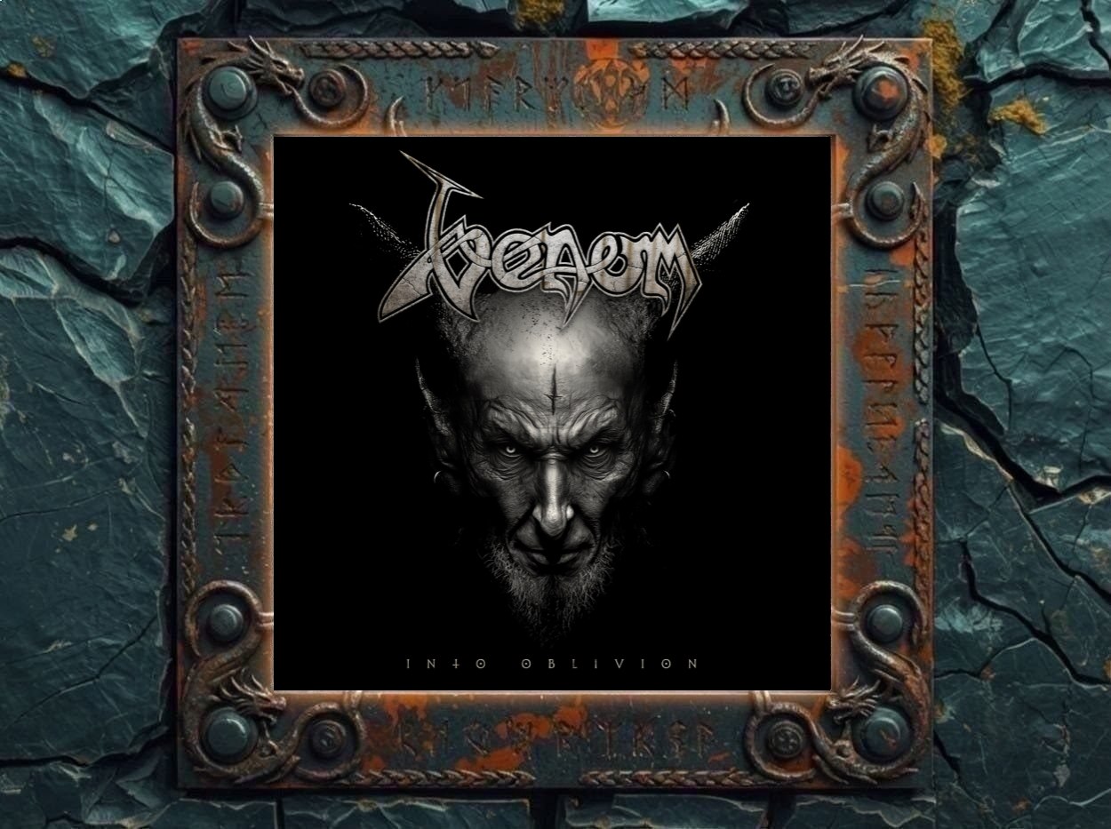 Albumcover von Venom – Into Oblivion: Schwarzes Cover mit einem düsteren, grau beleuchteten Ziegenkopf-Dämon im Zentrum. Über dem Kopf steht das gezackte Venom-Logo, auf der Stirn der Figur ist ein schmales Kreuzsymbol zu sehen. Unten steht der Albumtitel Into Oblivion in weit gesetzten Buchstaben.