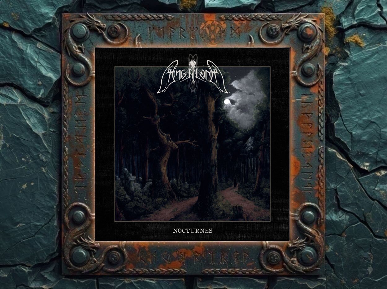 Albumcover von Angellore – Nocturnes: Dunkles Gothic-Doom-Cover mit nächtlichem Wald, mondbeschienenem Himmel, alten Ruinen und einem schmalen Pfad, der sich zwischen hohen Bäumen verliert. In der Ferne steht eine einsame schwarze Gestalt auf dem Weg. Über der Szene schwebt das weiße Angellore-Logo, unten steht der Titel Nocturnes.