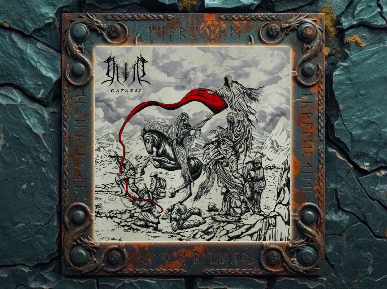 Albumcover von Duir – Catarsi: Zeichnerisches, grau-beiges Artwork mit karger Kriegslandschaft, Bergen im Hintergrund, einem Reiter auf einem Pferd, geisterhaften Figuren, liegenden Körpern am Boden und einer langen roten Fahne, die sich wie eine Wunde durch das Bild zieht. Oben links steht das Bandlogo, darunter der Albumtitel.