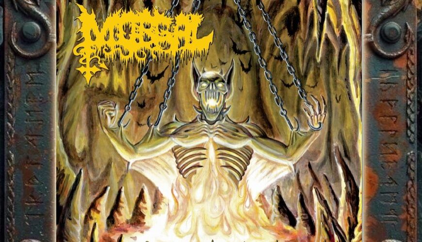 Albumcover von MORGAL – The Seventh Circle: Gelb-braunes Black-Metal-Artwork mit dämonischer Skelettgestalt in einer brennenden Höhle, erhobenen Armen, leuchtenden Augen, sichtbarem Brustkorb, herabhängenden Ketten, Fledermäusen im Hintergrund sowie gelbem Bandlogo oben links und Albumtitel unten.