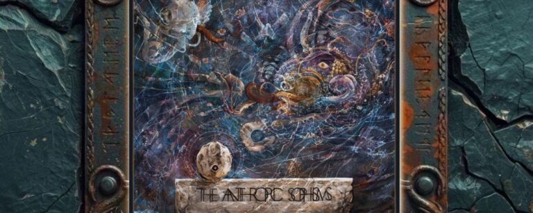 Albumcover von Inferno – The Anthropic Sophisms (On The Heights Of Despair): In einem dunkelblauen abstrakten Raum schweben ein menschlicher Kopf, eine Hand, Knochen, Augen, Organe und wurzelartige Formen zwischen feinen Linien und Kreisen. Am unteren Bildrand liegt eine steinerne Kugel mit einem roten Auge auf einem beschrifteten Sockel.