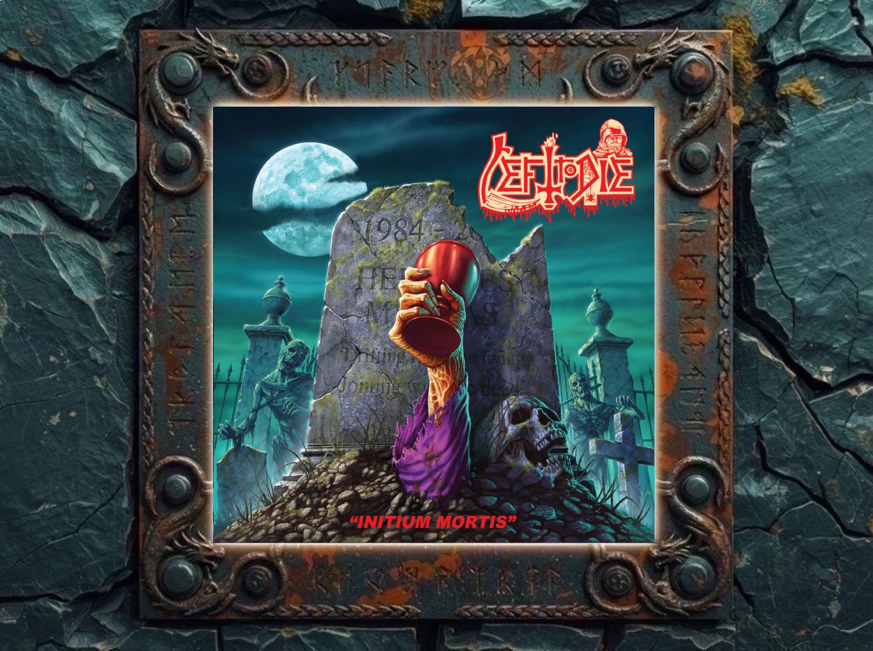 Albumcover von Left to Die – Initium Mortis: Farbintensive Friedhofsszene bei Nacht mit zerbrochenem Grabstein, auf dem die Jahreszahl 1984 steht. Aus der Erde ragt ein skelettierter Arm und hält eine glänzende rote Kugel empor. Zwei Untote, ein großer Schädel, Kreuze, Friedhofstore und ein blauer Vollmond umgeben das Grab.