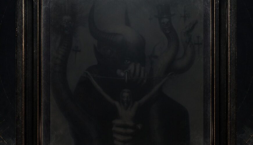 Ein okkulter Altar mit Kerzenlicht auf dem das Cover des Celtic Frost Albums To Mega Therion aufgestellt ist.