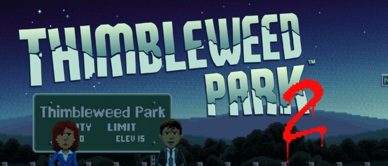 Die Ermittler Ray und Reyes stehen nachts vor dem Ortsschild von Thimbleweed Park, während über ihnen der Titel des Spiels und ein rotes Fragezeichen erscheinen.