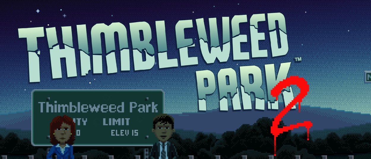 Die Ermittler Ray und Reyes stehen nachts vor dem Ortsschild von Thimbleweed Park, während über ihnen der Titel des Spiels und ein rotes Fragezeichen erscheinen.