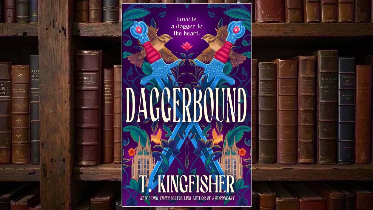 In T. Kingfishers Daggerbound zieht Learned Edmund ein verzaubertes Schwert und befreit damit einen äußerst wütenden unsterblichen Krieger. Unsere Rezension zu einer warmen, bissigen Fantasy über Liebe, Freiheit, alte Institutionen und eine erstaunlich charmante Riesenassel.