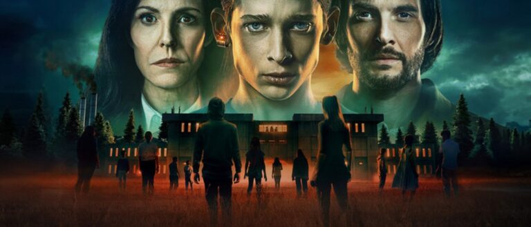 Die Gesichter von Mary-Louise Parker, Joe Freeman und Ben Barnes schweben über einer abgelegenen Anlage, auf die mehrere Kinder und Jugendliche durch orangefarbenen Nebel zulaufen.