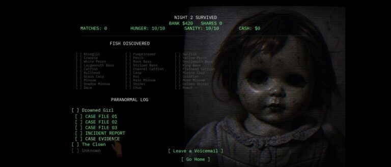 Ein Bildschirm aus Hauntasy zeigt nach der zweiten überlebten Nacht ein paranormales Protokoll und eine unheimliche alte Puppe mit dunklen Augen auf einer flimmernden Überwachungsaufnahme.