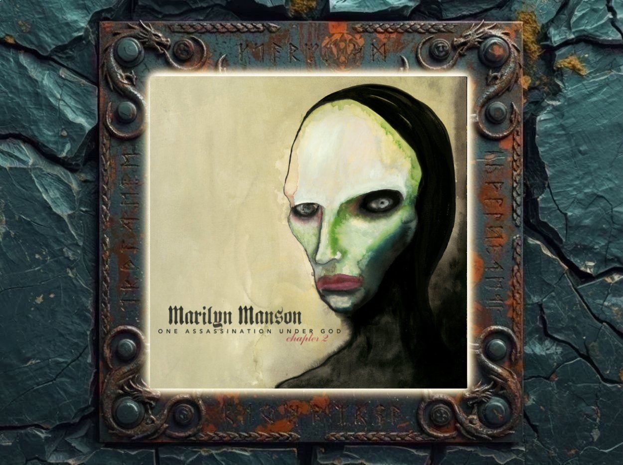 Albumcover von Soulgrind – Ad Pulchram Mortem: Drei schwarze Raben sitzen beziehungsweise landen auf den kahlen Ästen eines abgestorbenen Baumes vor einem hellblauen, wolkigen Himmel. Unten rechts stehen Bandname und Albumtitel.