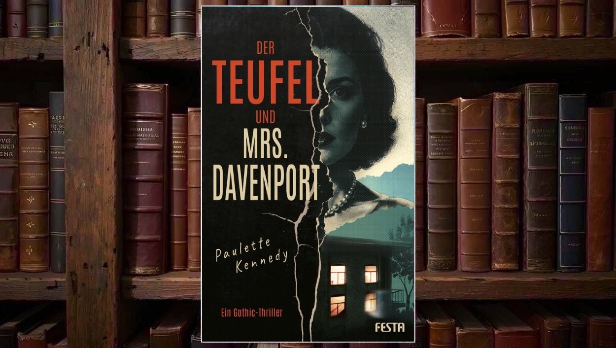 Cover von Paulette Kennedys Der Teufel und Mrs. Davenport mit einer stilisierten Frau im Look der 1950er Jahre, deren Gesicht durch einen vertikalen Riss geteilt wird; darunter ein dunkles Haus mit erleuchteten Fenstern in Schwarz, Petrol und Rot.