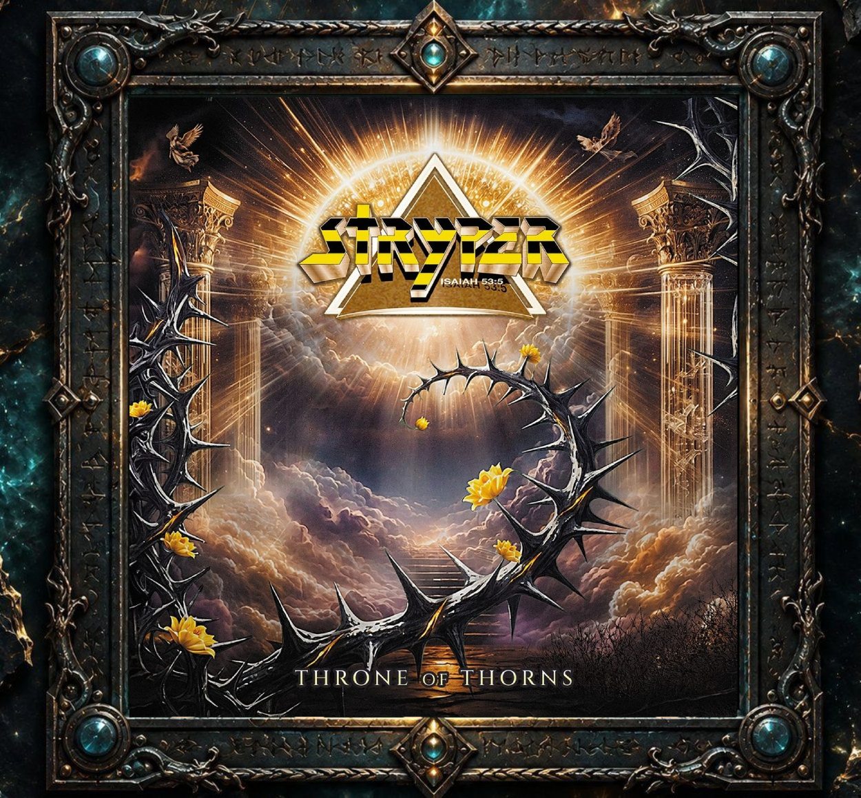 Albumcover von Stryper – Throne of Thorns: Monumentale goldene Himmelsszene mit strahlendem Bandlogo, Wolken, Säulen, Engeln und einer mächtigen schwarzen Dornenkrone, aus der gelbe Rosen wachsen. Eine Treppe führt durch die Wolken ins Licht.
