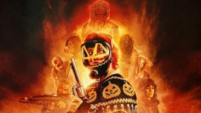 Pumpkin aus Hallowarrior steht mit Schutzmaske und Waffe vor einem orange glühenden Hintergrund, während mehrere bedrohliche Gestalten hinter ihr auftauchen.