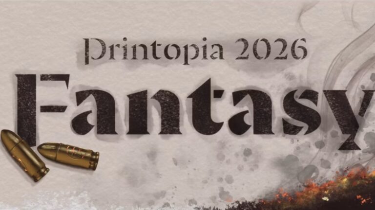 Offizielles Printopia-2026-Fantasy-Banner auf hellem Papierhintergrund mit dunkler Typografie, Patronenhülsen und brennender Landschaft am unteren Rand.