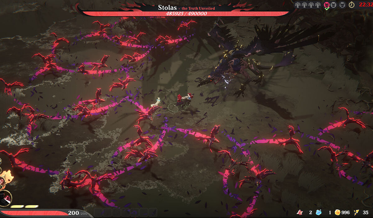 Gameplay-Screenshot aus Ember & Blade mit dem riesigen, schwarz gefiederten Dämon Stolas und einer kleinen Spielfigur im Kampf. Rot-violett leuchtende Dornenranken bedecken das düstere Schlachtfeld, während am oberen Bildschirmrand die Lebensanzeige des Bosses zu sehen ist.