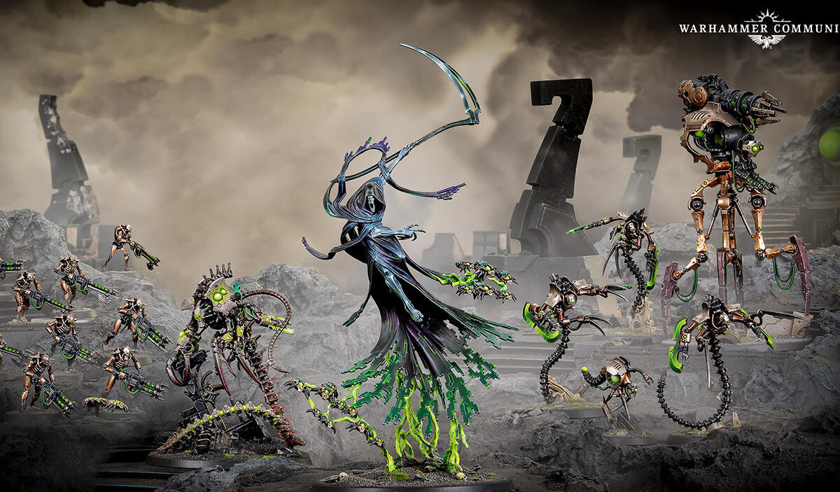 Offizielles Warhammer-40.000-Produktbild der Necron-Streitmacht Jünger des Nekrosors. In der Mitte schwebt das C’tan-Fragment des Todesboten mit einer langen Sense, umgeben von Necronkriegern, Skarabäenschwärmen und verschiedenen mechanischen Kampfmaschinen.